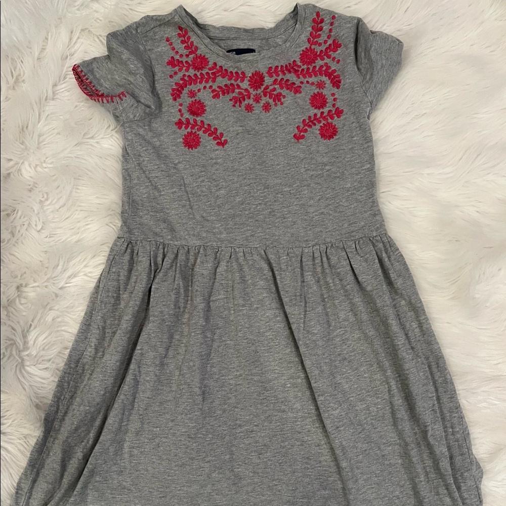 Gap kids embroidered dress, gray with hot pink,  size xxl